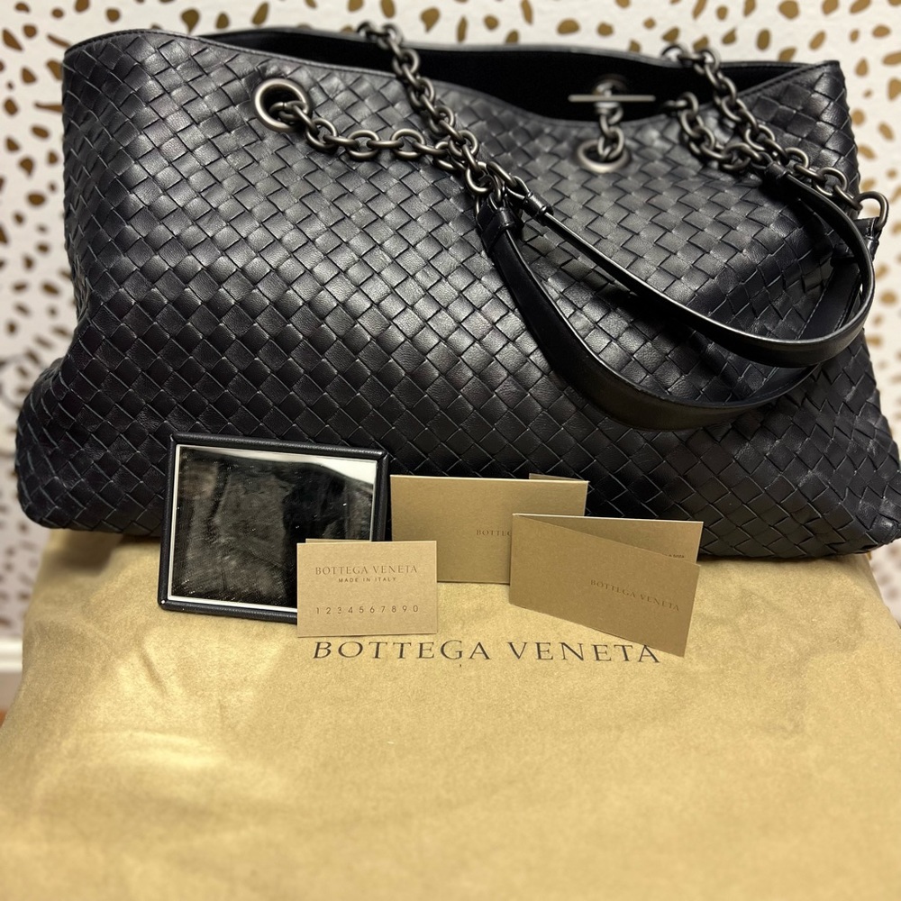 EUC Bottega Veneta “Large Intrecciato Double Chain Tote”